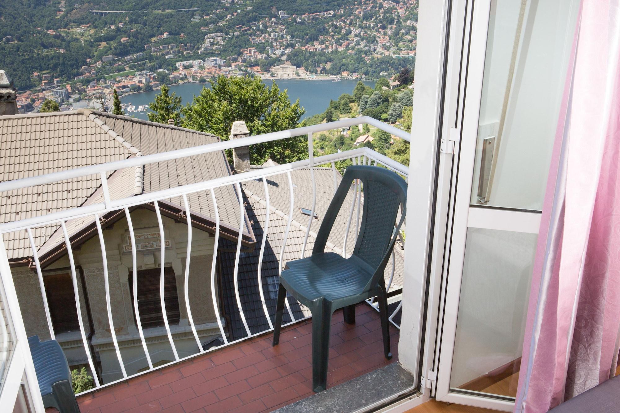 Hotel Vista Lago Брунате Экстерьер фото